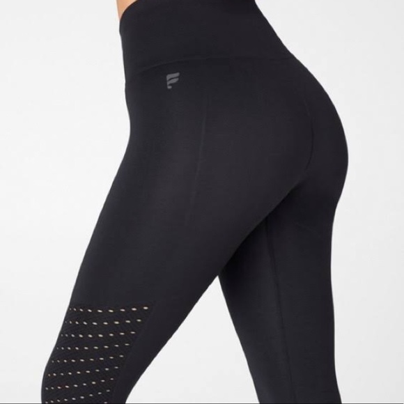Fabletics Sync Seamless High-Waisted Legging - Picture 3 of 9
